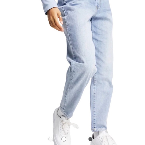 Misguided Petite Riot High Rise Mom Jeans US Size 2 WORN ONCE - Picture 7 of 10